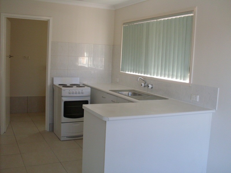 17 Allawah Street, Sorrento QLD 4217