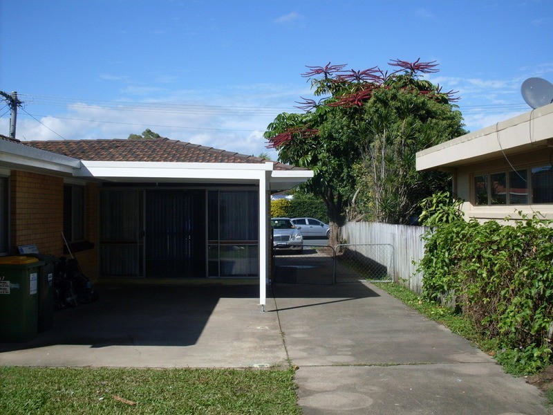 17 Allawah Street, Sorrento QLD 4217