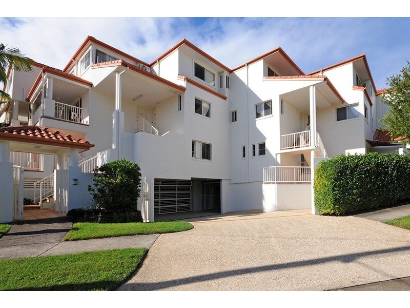 31 Chester  Terrace, Southport QLD 4215