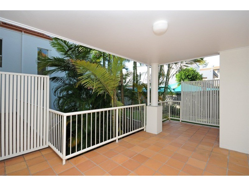 31 Chester  Terrace, Southport QLD 4215