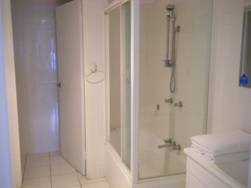 26 Esplanade “Grosvenor”, Surfers Paradise QLD 4217