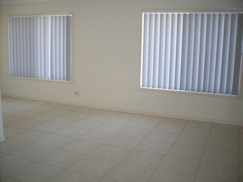 17  Allawah  Street, Sorrento QLD 4217