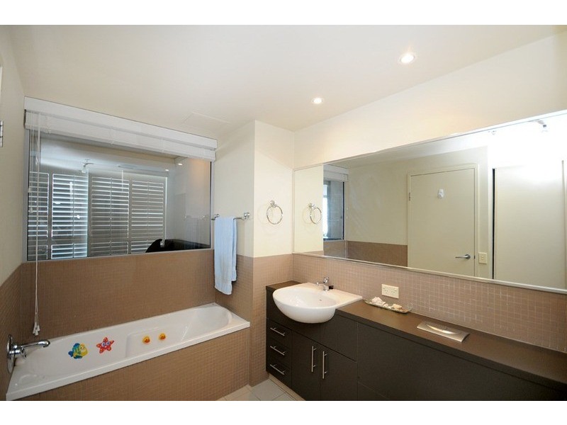 405/360 Marine Parade, Labrador QLD 4215