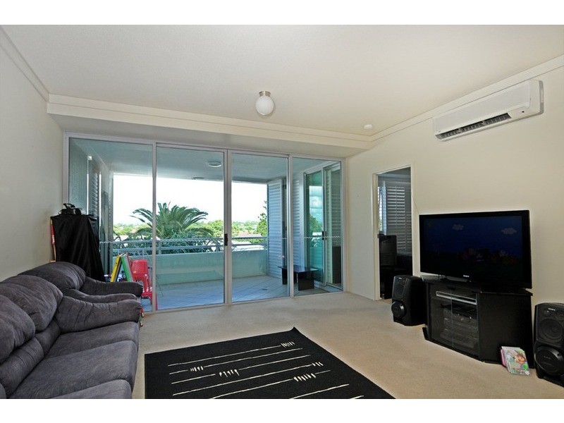 405/360 Marine Parade, Labrador QLD 4215