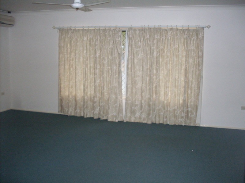 34 Via Roma, Isle Of Capri QLD 4217