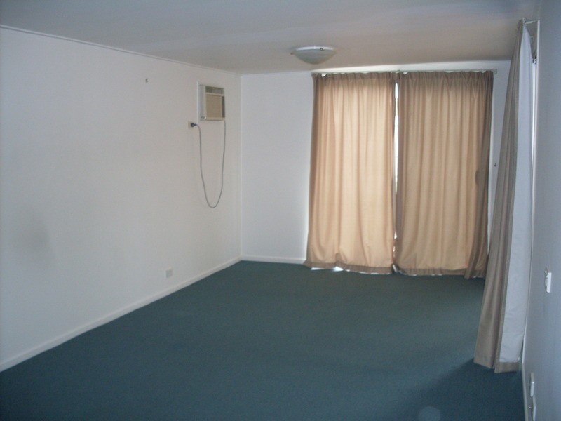 34 Via Roma, Isle Of Capri QLD 4217