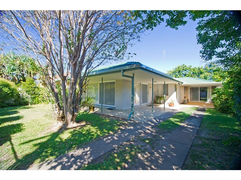 9 Brindisi Avenue, Isle Of Capri QLD 4217