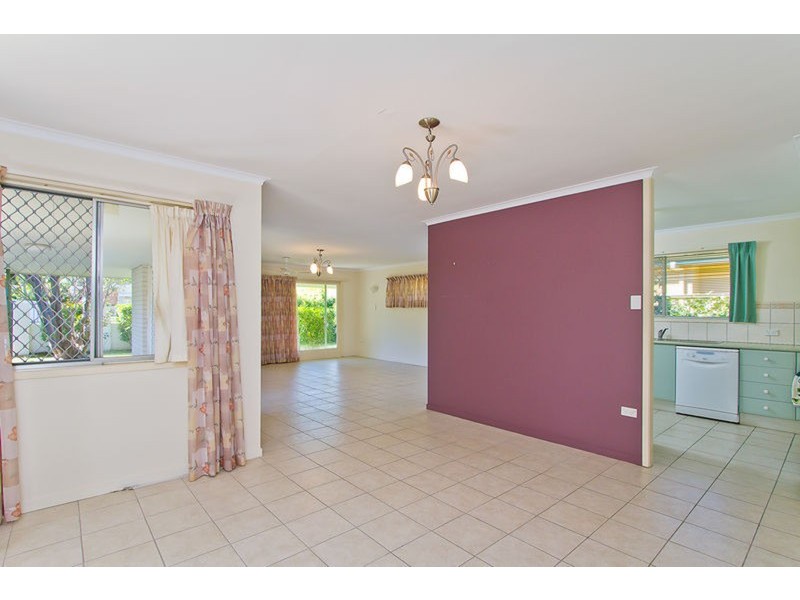9 Brindisi Avenue, Isle Of Capri QLD 4217