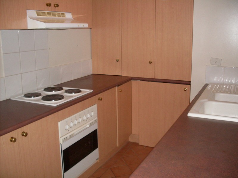 7/27 Chester  Terrace, Southport QLD 4215