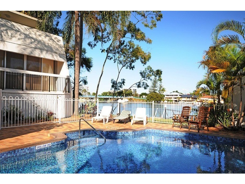 32 “Anchorage” Riverview  Parade, Surfers Paradise QLD 4217