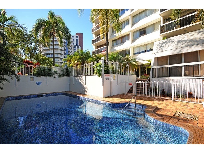32 “Anchorage” Riverview  Parade, Surfers Paradise QLD 4217