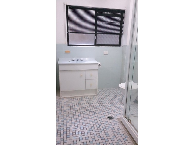 1/21 Cronin Avenue, Main Beach QLD 4217