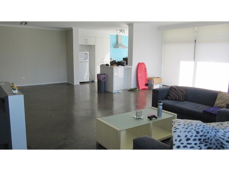 33 Thornton Street, Surfers Paradise QLD 4217