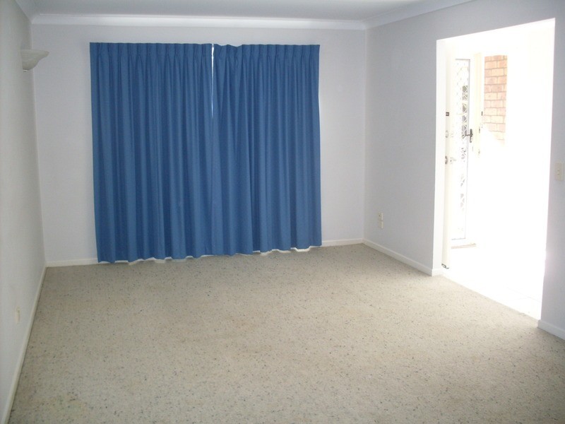 9 Henry Cotton Drive, Parkwood QLD 4214