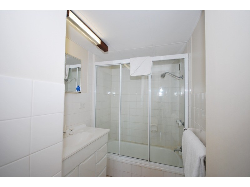 GROSVENOR 26 Esplanade, Surfers Paradise QLD 4217