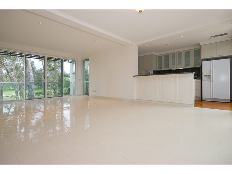 3104 “Royal Pines Resort” Ross Street, Ashmore QLD 4214