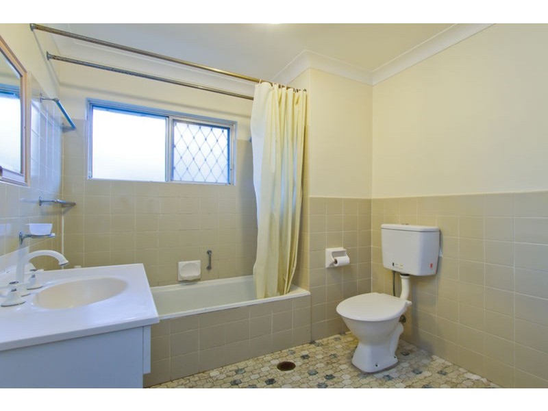 29 Old Burleigh  Road, Surfers Paradise QLD 4217