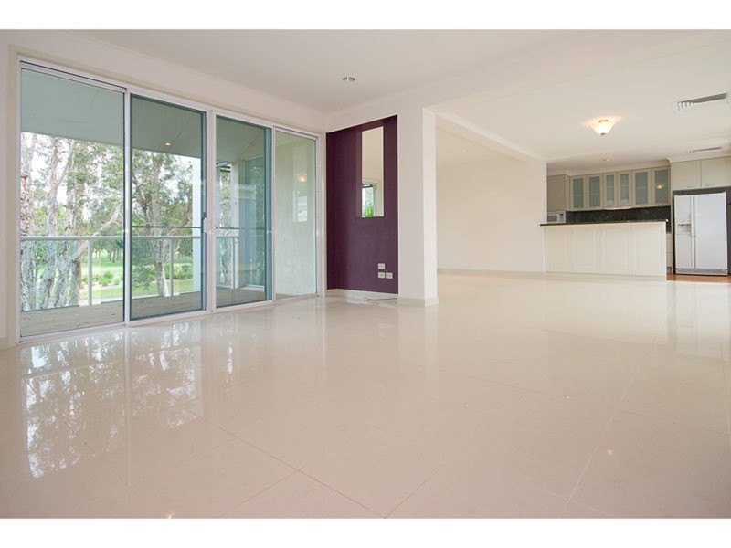 3104 “Royal Pines Resort” Ross Street, Ashmore QLD 4214