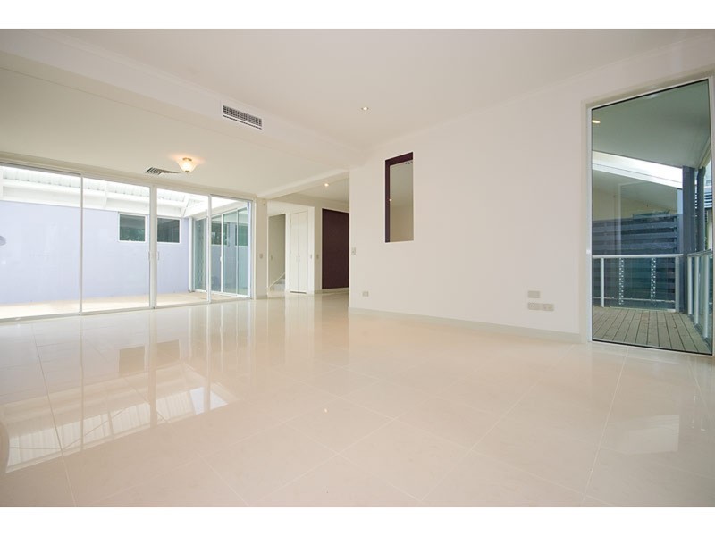 3104 “Royal Pines Resort” Ross Street, Ashmore QLD 4214