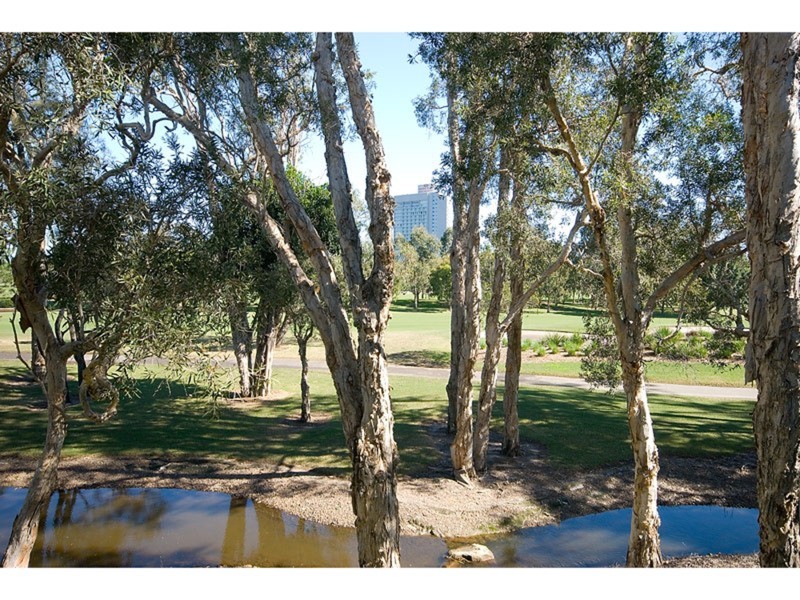 3104 “Royal Pines Resort” Ross Street, Ashmore QLD 4214