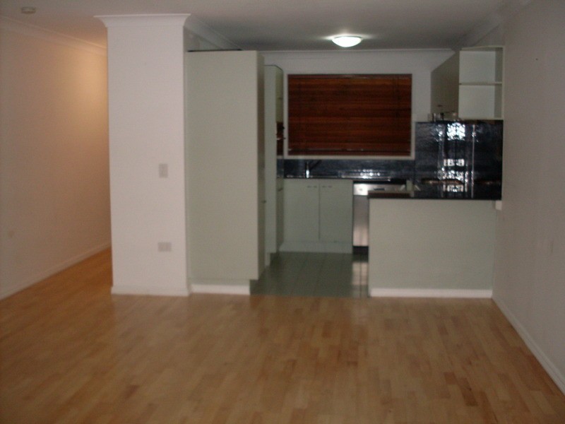 102/128 Benowa  Road, Southport QLD 4215