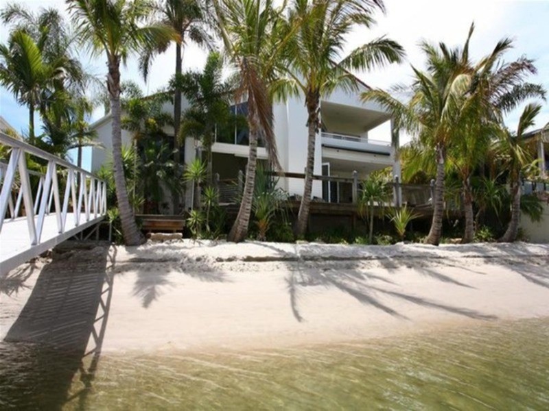 30 Norseman Court, Paradise Waters QLD 4217