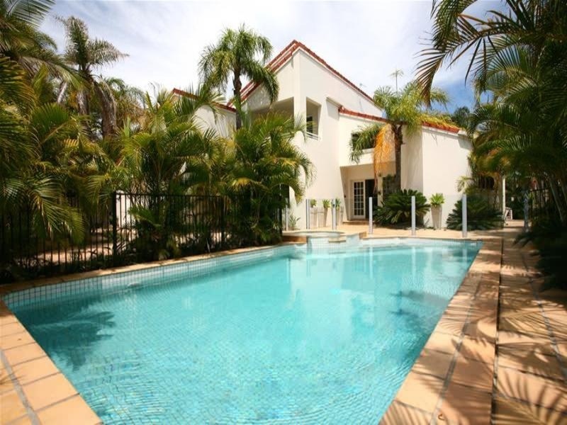 30 Norseman Court, Paradise Waters QLD 4217