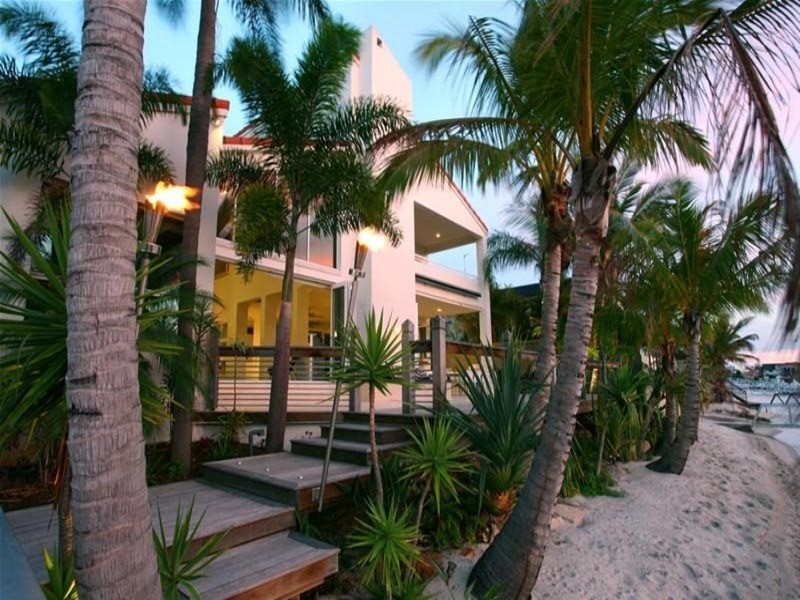 30 Norseman Court, Paradise Waters QLD 4217