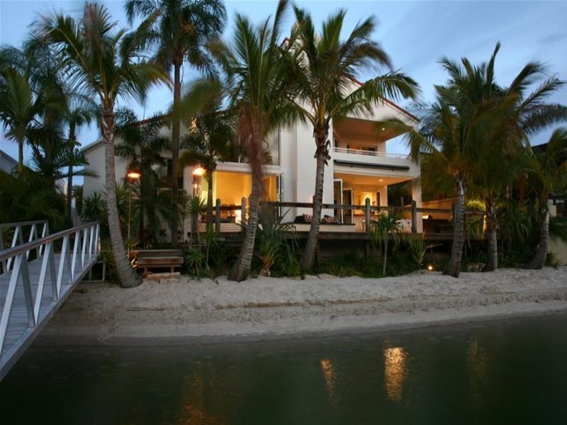 30 Norseman Court, Paradise Waters QLD 4217