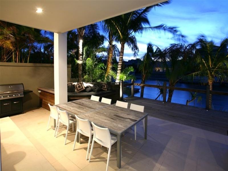 30 Norseman Court, Paradise Waters QLD 4217