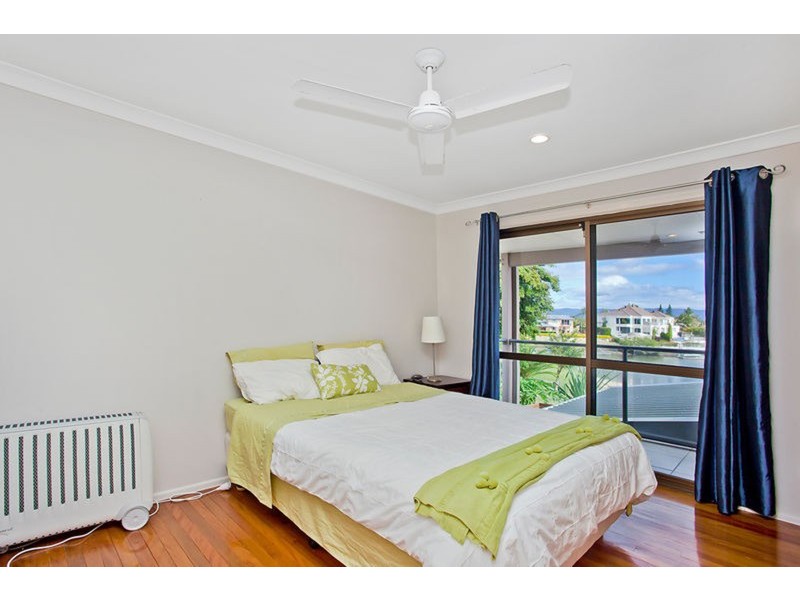 30 Blair Athol Crescent, Sorrento QLD 4217