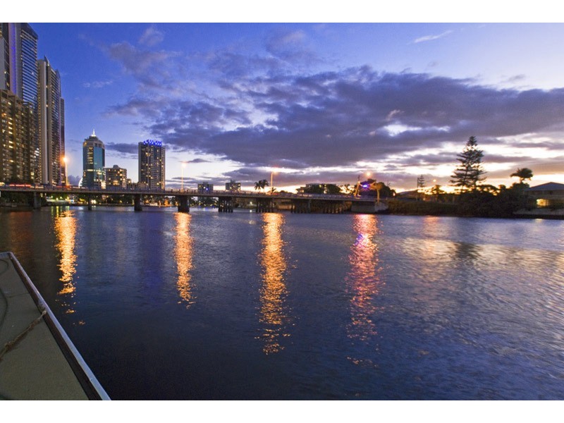 20 “Solitaire” Riverview  Parade, Surfers Paradise QLD 4217