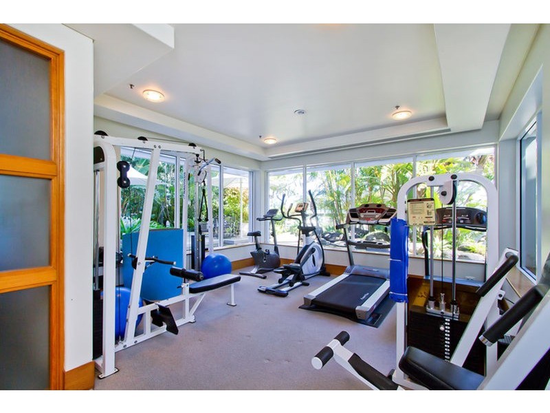 20 “Solitaire” Riverview  Parade, Surfers Paradise QLD 4217