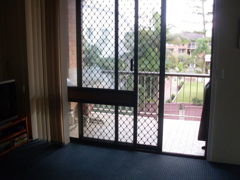 11/31 Britannia  Avenue, Broadbeach QLD 4218