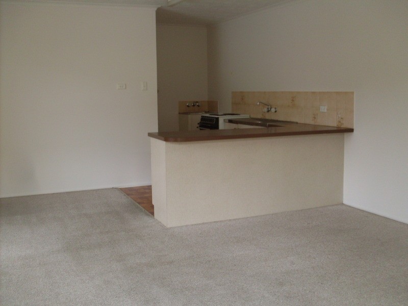 1/12 Parneno Street, Chevron Island QLD 4217