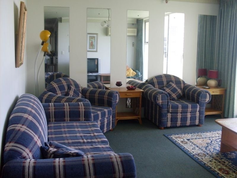 39/40 Ferny Avenue, Surfers Paradise QLD 4217