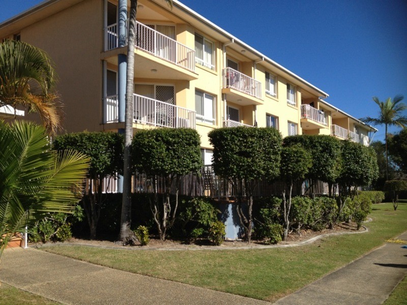 35 Palm Avenue, Surfers Paradise QLD 4217