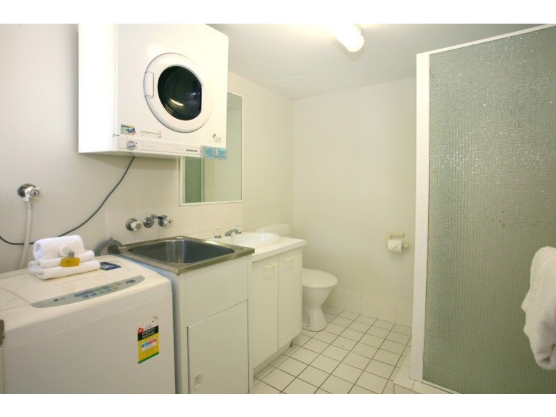 10/43 Cypress  Avenue, Surfers Paradise QLD 4217