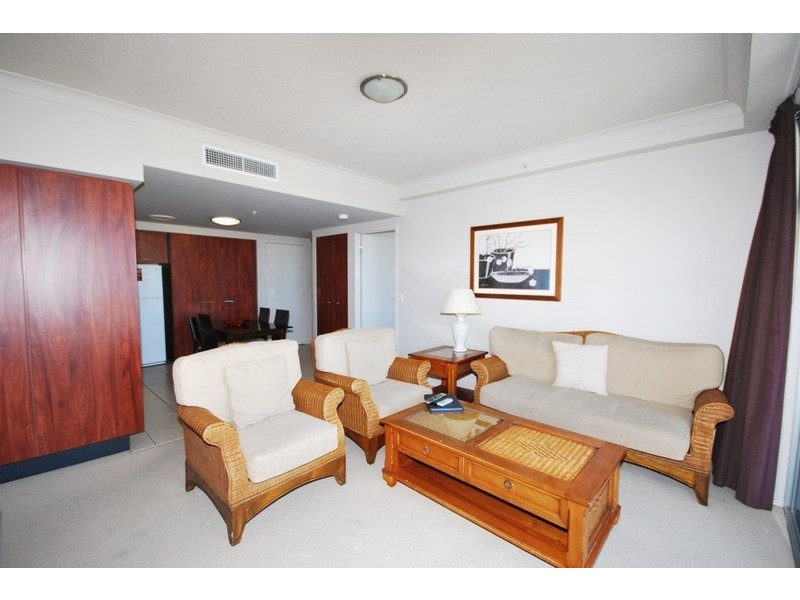 23 Ferny Avenue, Surfers Paradise QLD 4217