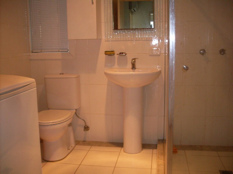 2/1958 Gold Coast  Highway, Miami QLD 4220