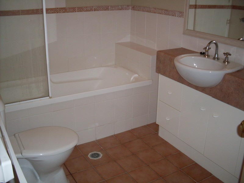 12  Tarcoola Crescent, Surfers Paradise QLD 4217