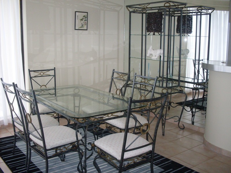 30 Laycock Street, Surfers Paradise QLD 4217