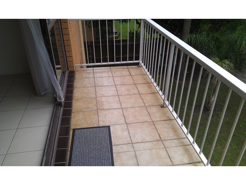 4/17 Sonia Street, Mermaid Waters QLD 4218