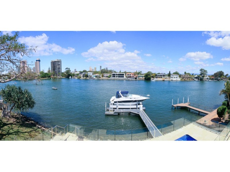 Isle Of Capri QLD 4217