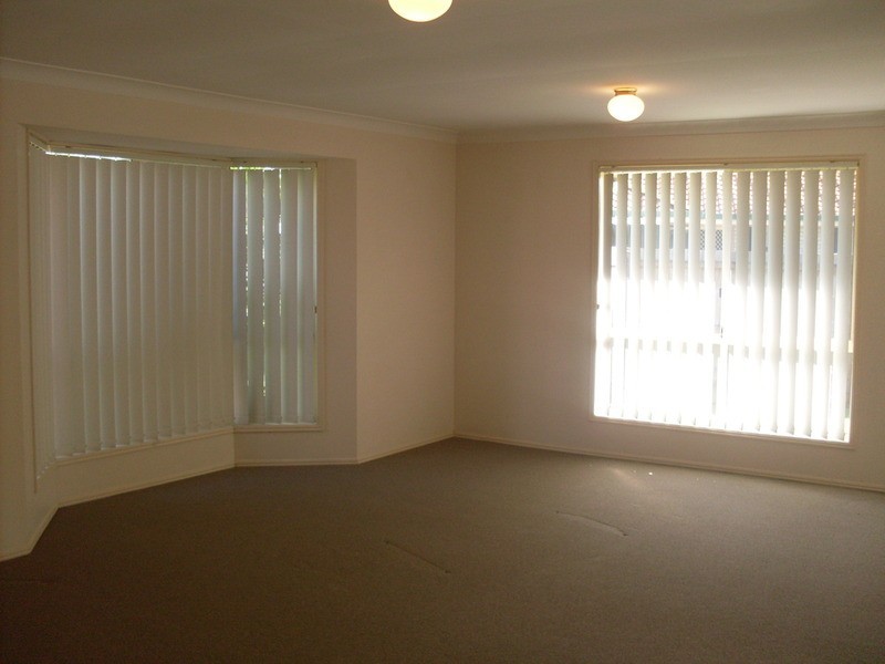 44 Fairview Court, Arundel QLD 4214