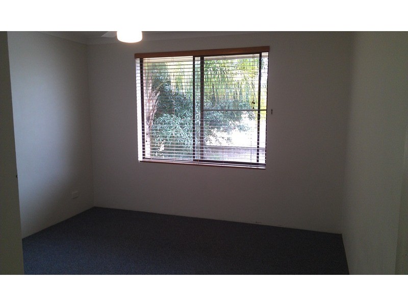 4/17 Sonia Street, Mermaid Waters QLD 4218