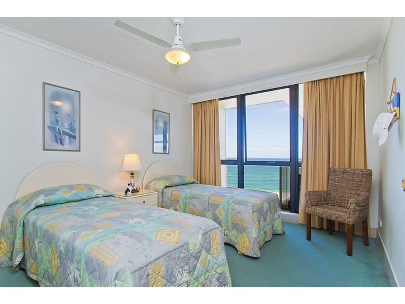 14J/3277 Surfers Paradise Boulevard, Surfers Paradise QLD 4217