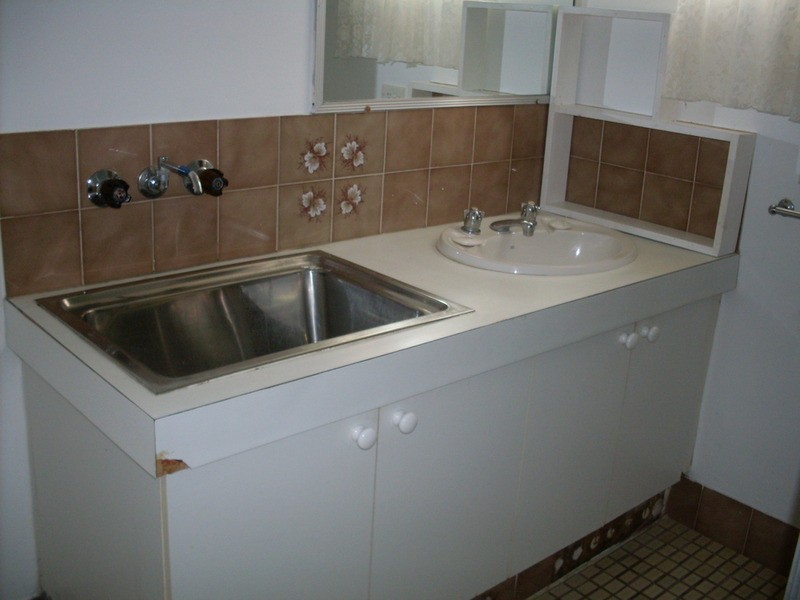 10 Aquila Court, Mermaid Waters QLD 4218