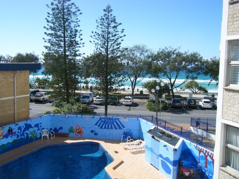 26 Esplanade “Grosvenor”, Surfers Paradise QLD 4217