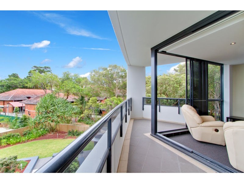 2 Aqua Street, Southport QLD 4215